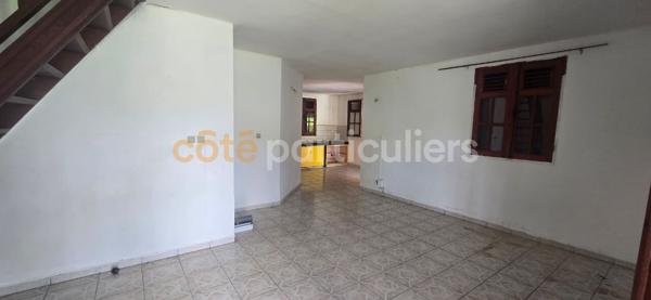 Vente
                Maison112 m² - 4 Pièces -
                    LES ABYMES (97139)