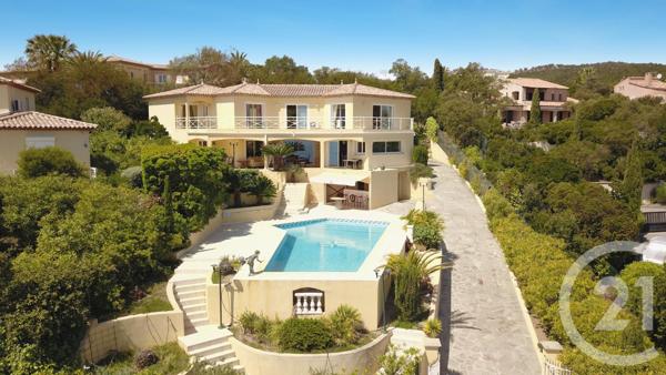 Maison à vendre  8 pièces - 330 m2 ROQUEBRUNE SUR ARGENS - 83