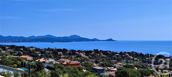 Maison à vendre  8 pièces - 330 m2 ROQUEBRUNE SUR ARGENS - 83