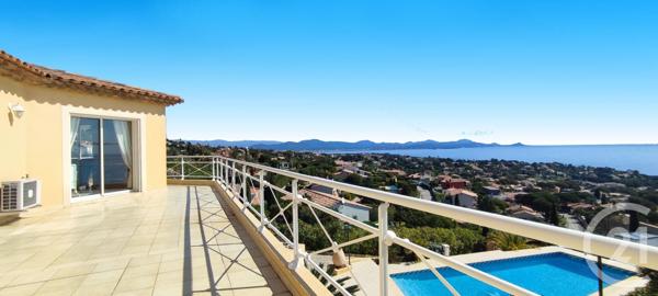 Maison à vendre  8 pièces - 330 m2 ROQUEBRUNE SUR ARGENS - 83