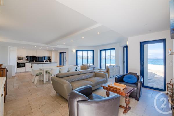 Maison à vendre  5 pièces - 134,70 m2 STE MAXIME - 83