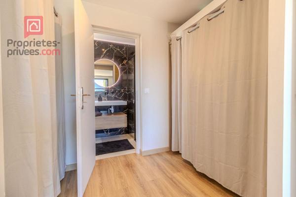 Maison Vedène 7 pièce(s) 170 m2 terrain 650m2 AVEC PISCINE