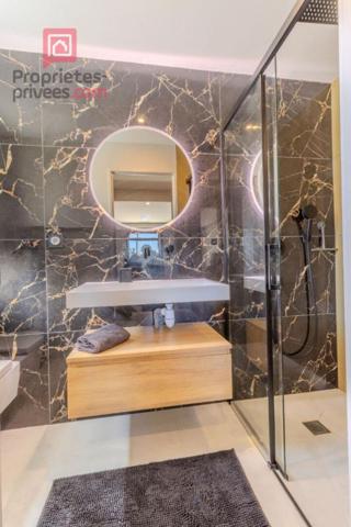 Maison Vedène 7 pièce(s) 170 m2 terrain 650m2 AVEC PISCINE