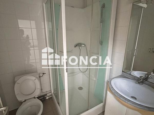 Location Studio 19.53 m² - 2 RUE PIERRE ET MARIE CURIE Mont De Marsan 40000