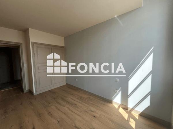 Location Appartement 3 pièces 65.32 m² - 9 AVENUE MARECHAL DE LATTRE DE TASSIGNY Niort 79000