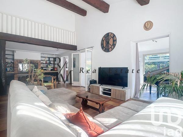 Maison à vendre 12 pièces 330 m² Rognes