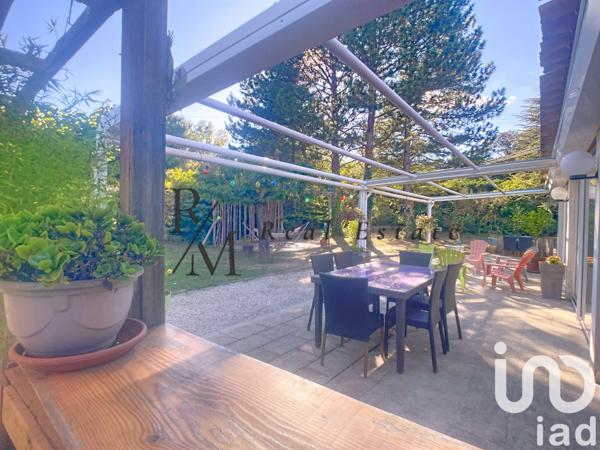 Maison à vendre 12 pièces 330 m² Rognes