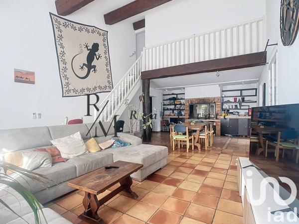 Maison à vendre 12 pièces 330 m² Rognes