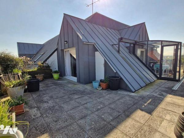 Appartement à vendre à Bruz (35170) en Ille-et-Vilaine (35)
RARE A LA VENTE, DERNIER ETAGE
Ap...