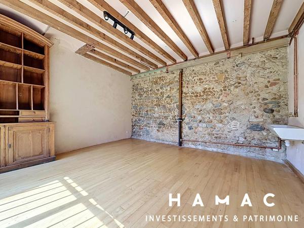 Maison de 260m2 - 1000m2 de terrain - Stationnement