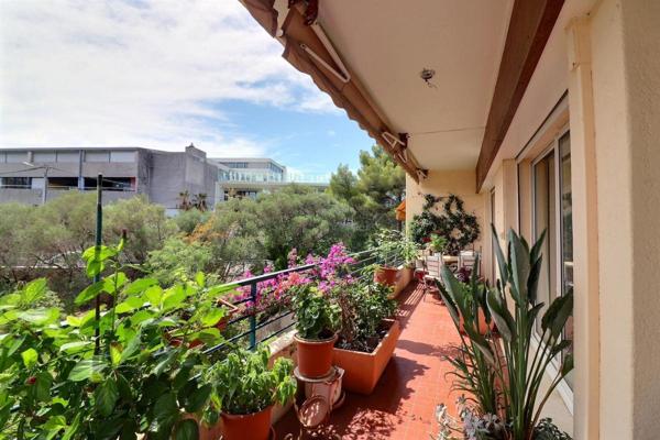 Appartement Toulon 5 pièce(s) 112 m2 quartier Petit Bois