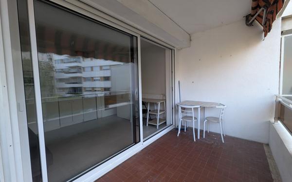 Appartement à vendre    1 pièce • 16,70 m2 Marseille 5