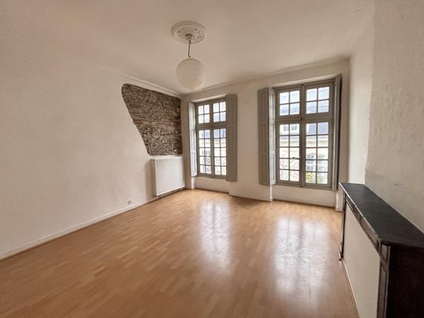 Location appartement 2 pièce(s) 58 m²