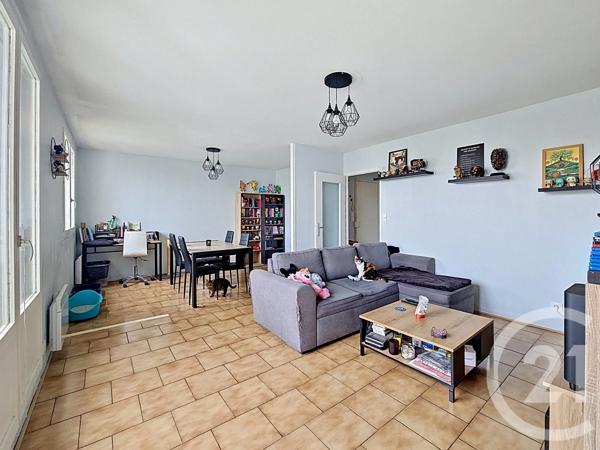 Appartement T4 à vendre  4 pièces - 92,49 m 2   TROYES  - 10