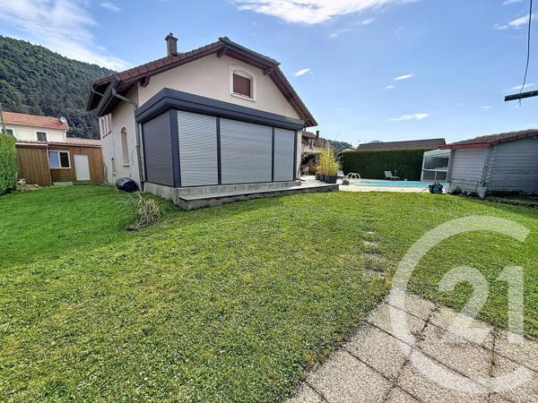 Maison à vendre  9 pièces - 220,51 m 2   ST ETIENNE LES REMIREMONT  - 88