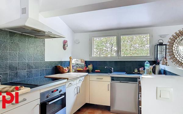 Maison à vendre    4 pièces •  La Cadière-d'Azur