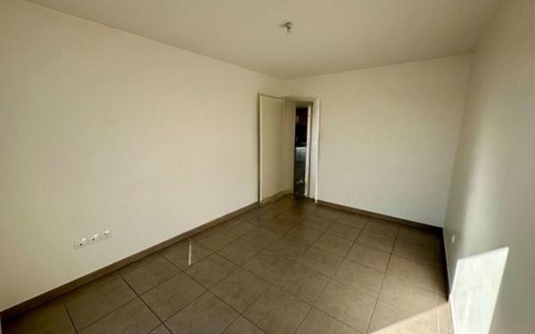 Appartement à vendre    2 pièces • 41 m2 Villenave-d'Ornon