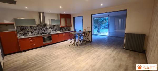 Maison de ville plain pied 142m2, 4 chambres, garage