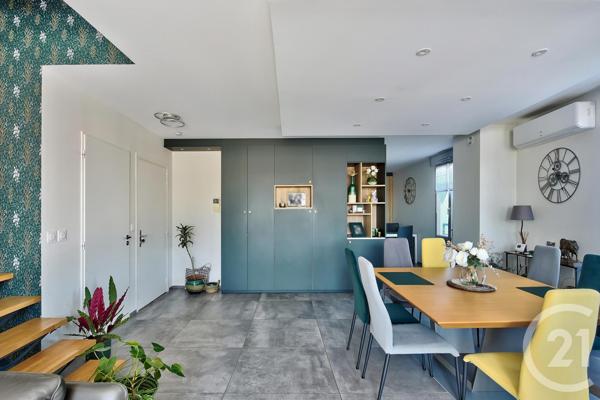 Appartement Duplex à vendre  5 pièces - 96 m2 NEUVILLE SUR SAONE - 69