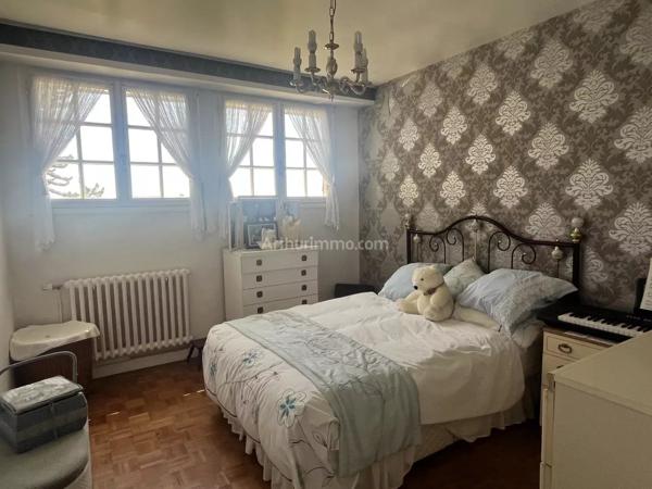 Vente                                                      Maison
                        
                     6 pièces                      132 m2                     à Plœuc-l'Hermitage