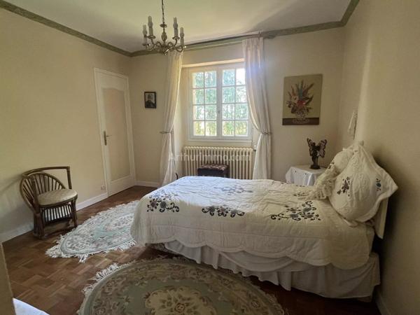 Vente                                                      Maison
                        
                     6 pièces                      132 m2                     à Plœuc-l'Hermitage