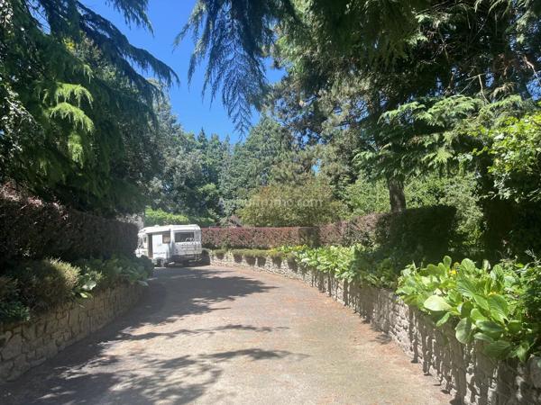 Vente                                                      Maison
                        
                     6 pièces                      132 m2                     à Plœuc-l'Hermitage
