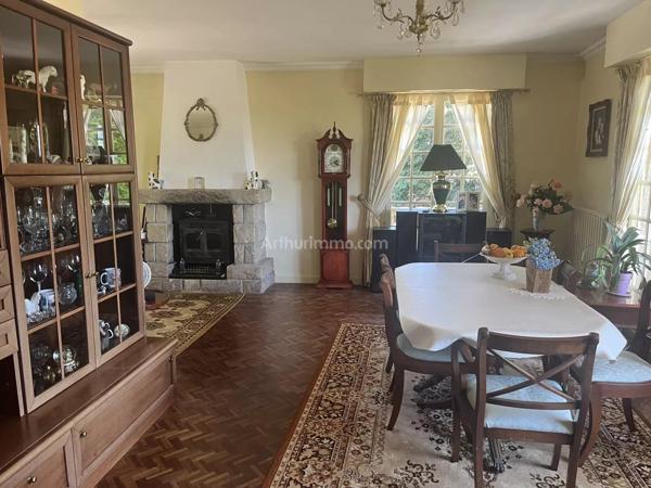 Vente                                                      Maison
                        
                     6 pièces                      132 m2                     à Plœuc-l'Hermitage