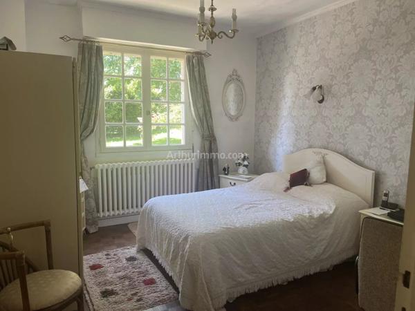 Vente                                                      Maison
                        
                     6 pièces                      132 m2                     à Plœuc-l'Hermitage