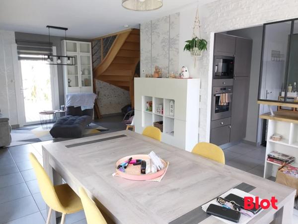 Maison 5 pièce(s)