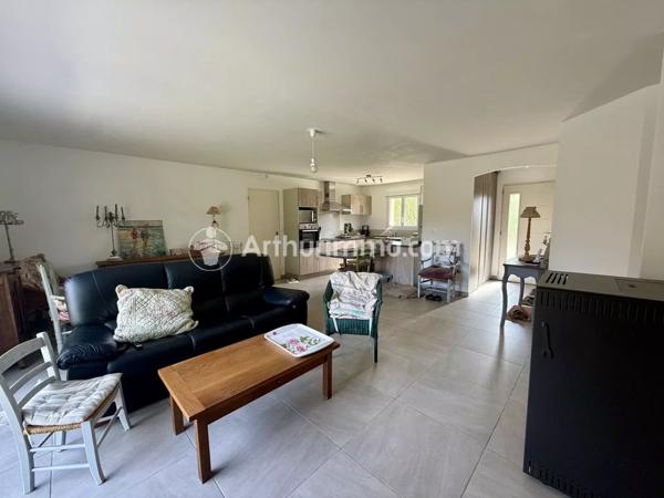 Vente Maison 6 pièces 96 m2 à Saint-Astier