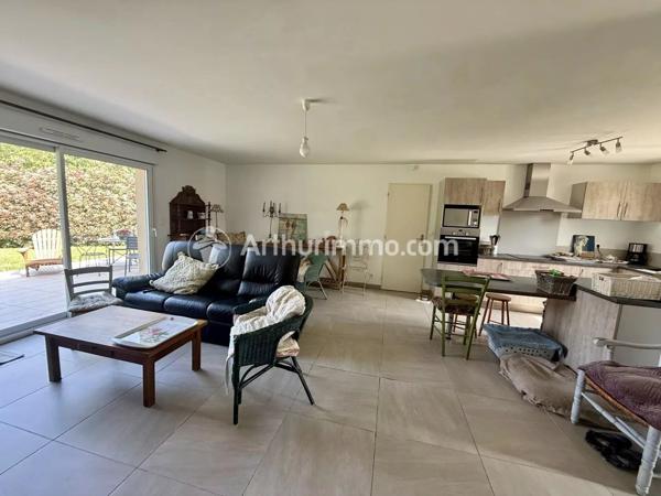 Vente Maison 6 pièces 96 m2 à Saint-Astier