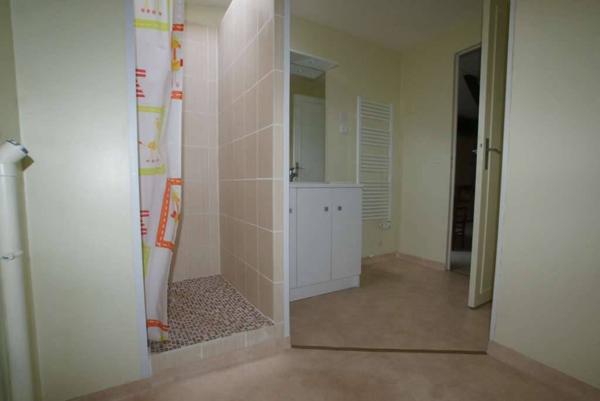 Appartement meublé, à louer CIVRAY