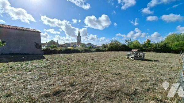 Argentonnay, quartier Boesse, terrain à bâtir d'une superficie de 1125 m², dans un environnemen...