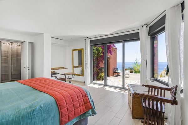 Vente Maison contemporaine Anthéor 4 Pièces 218 m²