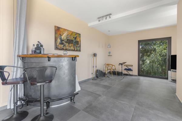 Vente Maison contemporaine Anthéor 4 Pièces 218 m²