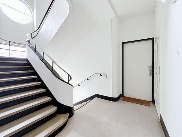 Appartement de caractère 105 m² - Double réception - Balcon - Boulevard d'Anvers