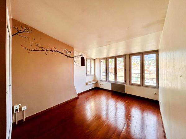 Appartement T4 spacieux - Centre-ville Hyères