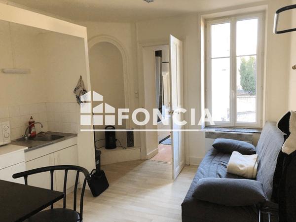 Location Studio 32.33 m² - 48 RUE DU GRAND VERGER Nancy 54000