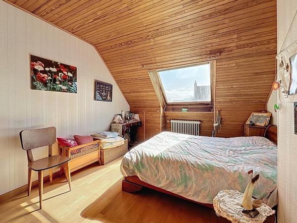 A VENDRE - SAINT RENAN - MAISON NON MITOYENNE - 135 M2 - BIEN EXPOSÉ