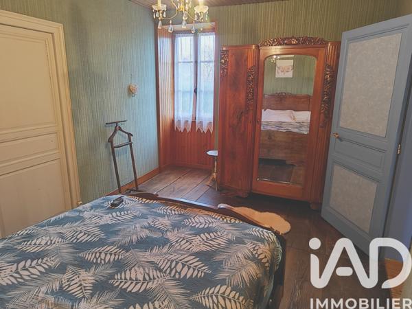 Maison à vendre 8 pièces 235 m² Terres-de-Haute-Charente