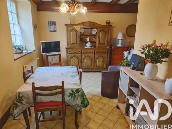Maison à vendre 8 pièces 235 m² Terres-de-Haute-Charente