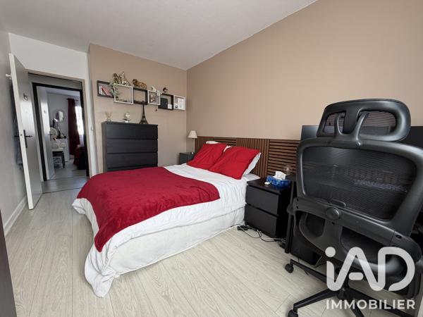 Appartement à vendre 3 pièces 62 m² Saint-Fargeau-Ponthierry