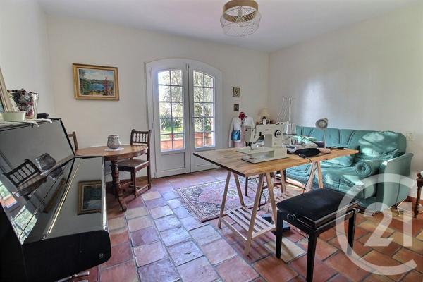 Maison à vendre  8 pièces - 257,27 m2 MOUANS SARTOUX - 06