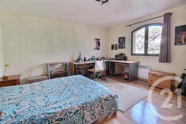 Maison à vendre  8 pièces - 257,27 m2 MOUANS SARTOUX - 06