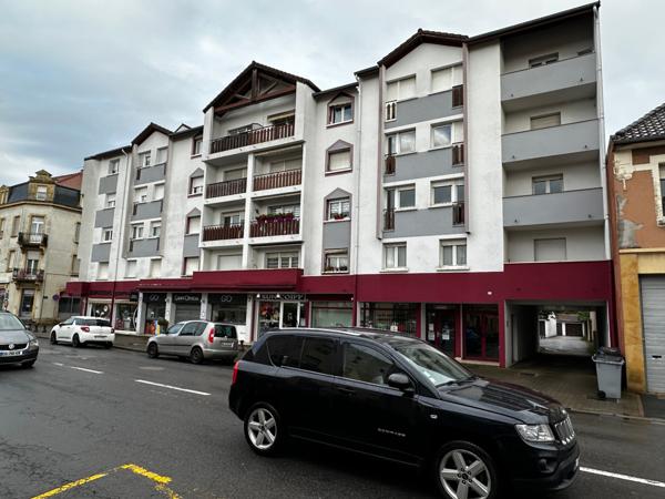 JOLI F2 EN PLEIN CENTRE VILLE