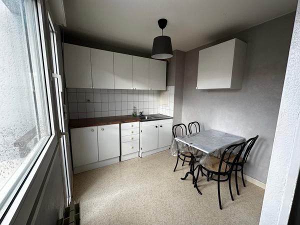 JOLI F2 EN PLEIN CENTRE VILLE