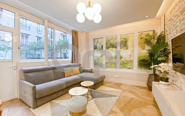 Appartement à vendre    3 pièces • 75,65 m2 Paris 20