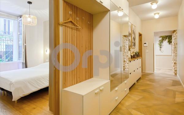 Appartement à vendre    3 pièces • 75,65 m2 Paris 20