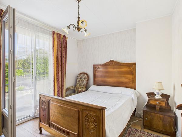 Maison avec garage et cave. Idéal investisseurs ou primo-accédants