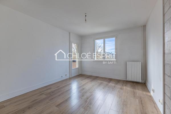 2 pièces avec balcon, proche centre